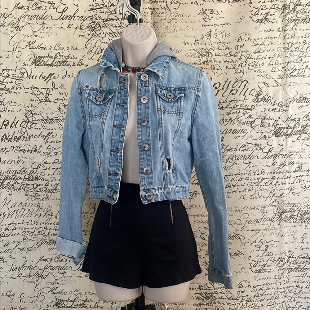 M Distressed Light Blue Denim Jacket